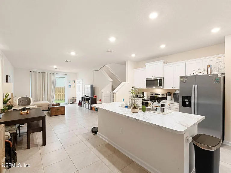 48 Red House Cir — Photo 3