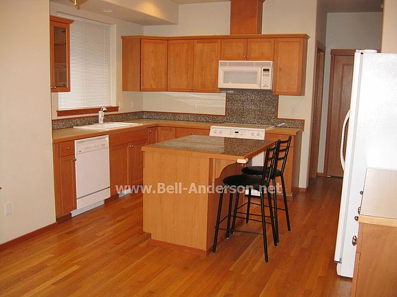 5th image of 21542 117th Ave SE