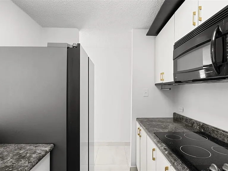 Apt. 2002 Cond. Bello Horizonte #2002 — Photo 11