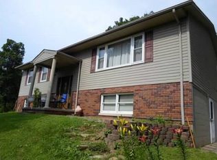 1803 Possum Hollow Rd, Chillicothe, OH 45601