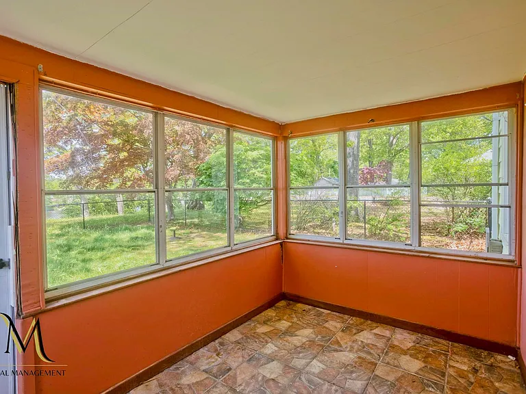 252 Arcadia Blvd — Photo 29