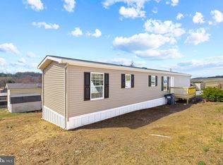 17 Ashton Dr, New Providence, PA 17560