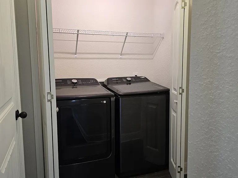 5157 Peach Dr — Photo 34