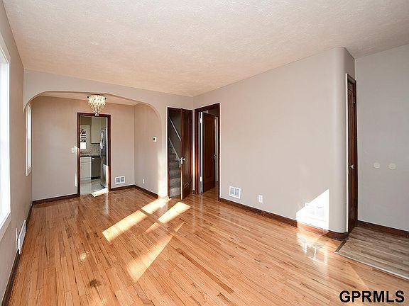 5th image of 2812 N 51st St