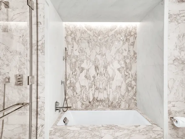 138 East 50th Street image 44 of 69