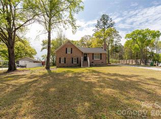 2220 Ross Cauthen Rd, Lancaster, SC 29720