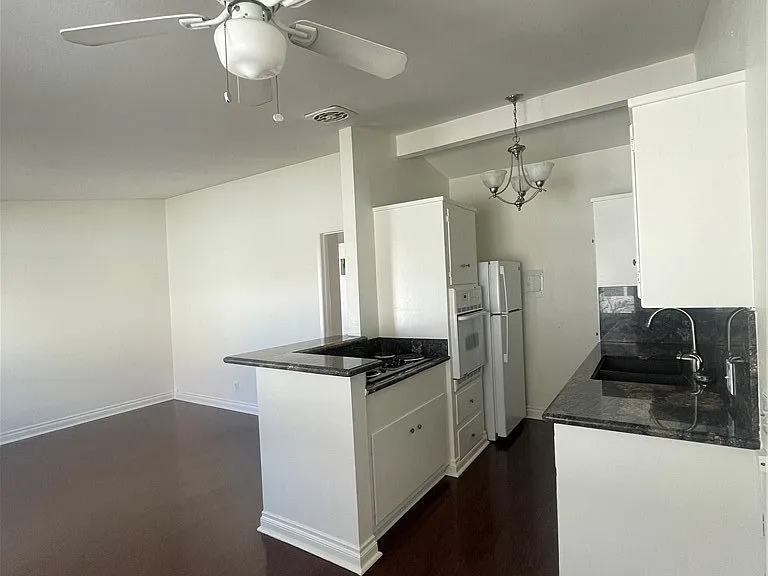 528 Cherry Ave #B — Photo 7