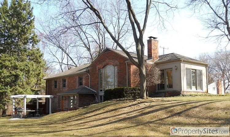 1st image of 26440 Drummond Ct