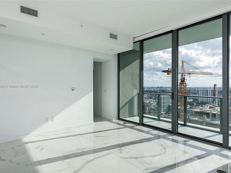 480 NE 31st St #3107 — Photo 5