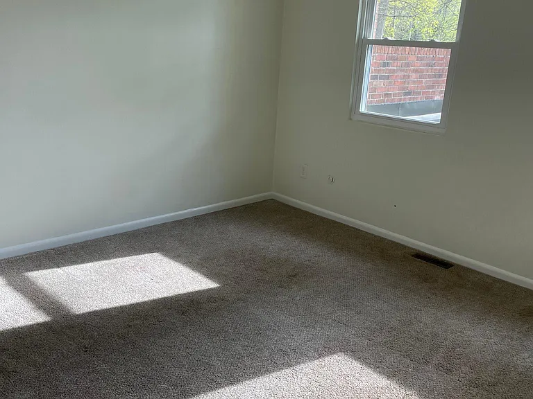 6931 Bonnot Dr — Photo 16