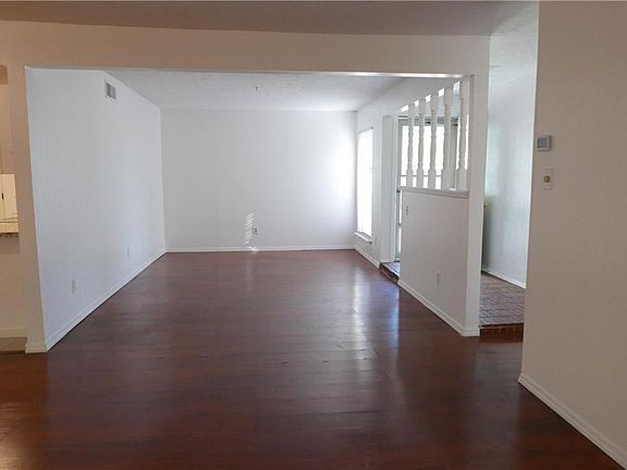 5th image of 4002 Bucknell Dr