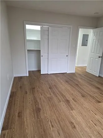 1000 Lexington Street — Photo 10