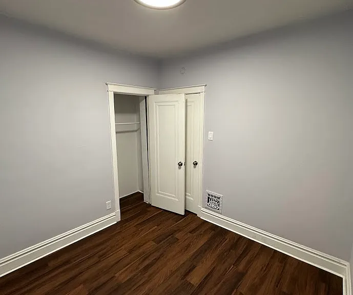 5237 Sutherland Ave #1 — Photo 17