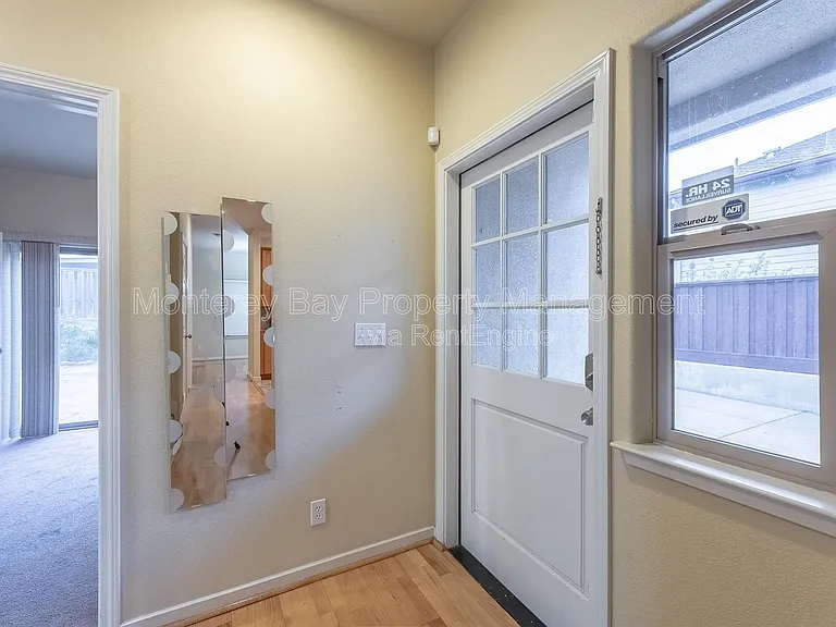 594 Lopez Ave — Photo 15