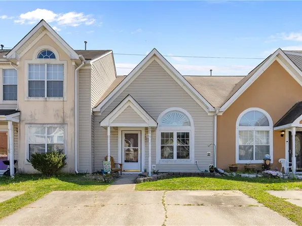 891 Old Clubhouse Rd, Virginia Beach, VA 23453