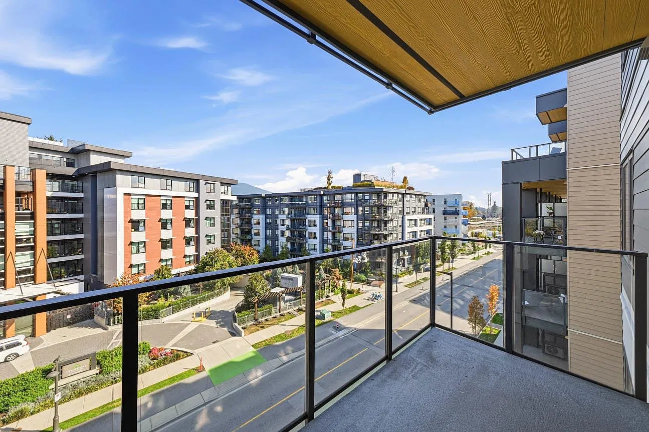 2 bed, 720 sqft, $3,275 — Photo 1