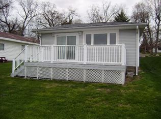 7945 N Tippecanoe Dr, Walkerton, IN 46574