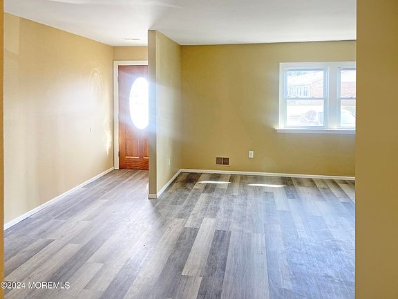 2nd image of 71 Skyline Dr #170