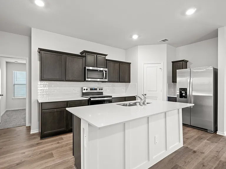 13173 Enclave Pkwy — Photo 11
