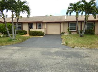 5419 Viburnum St, Delray Beach, FL 33484