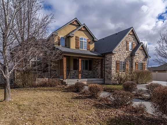 2nd image of 926 N 1875 W