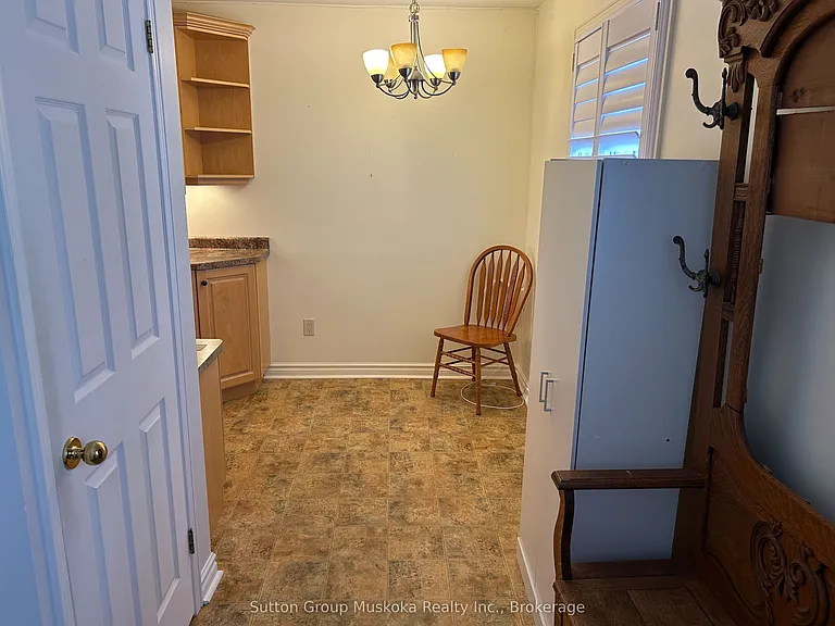44 King William St #3 — Photo 3