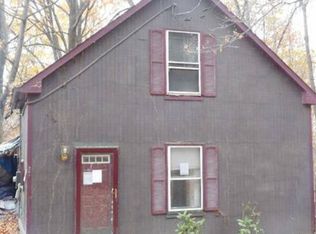 209 Chipmunk Ln, Harpers Ferry, WV 25425