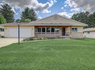 133 E Goodland St, Sun Prairie, WI 53590