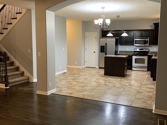 2nd image of 1518 Cobra Ln
