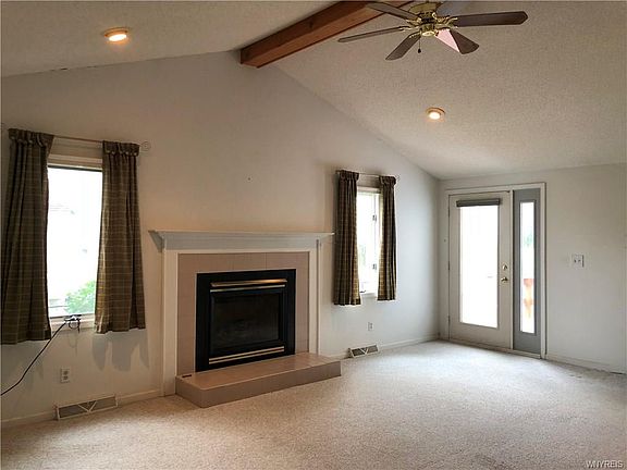 3rd image of 4791 E Highland Pkwy