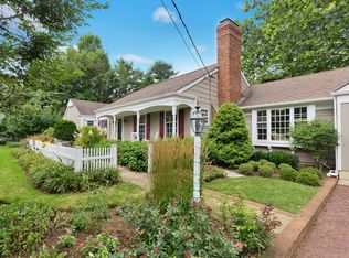 13 Holland Ln, Colts Neck, NJ 07722