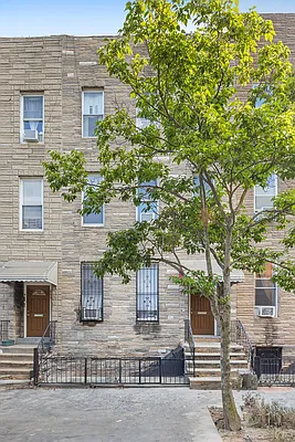 Sold by Compass | media 6