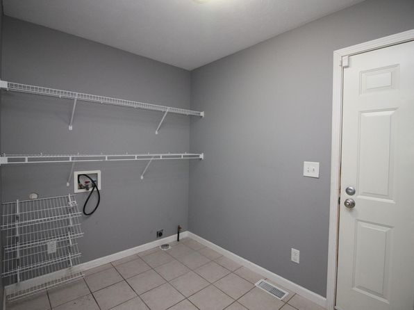 175 Possum Pass Ct, Sherman, IL 62684