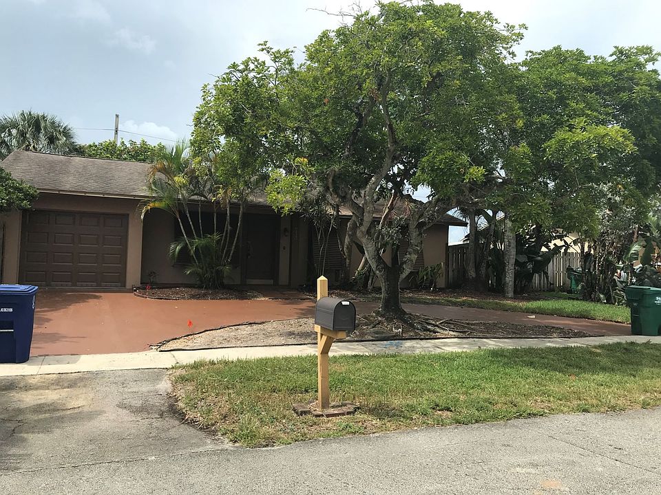 1st image of 9210 Andora Dr
