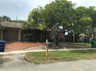 9210 Andora Dr, Miramar, FL 33025