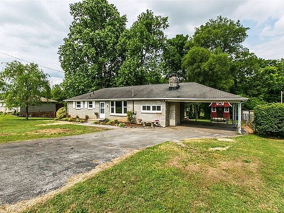 2nd image of 505 Belaire Dr
