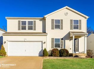 426 Red Coat Trl, O'Fallon, MO 63366