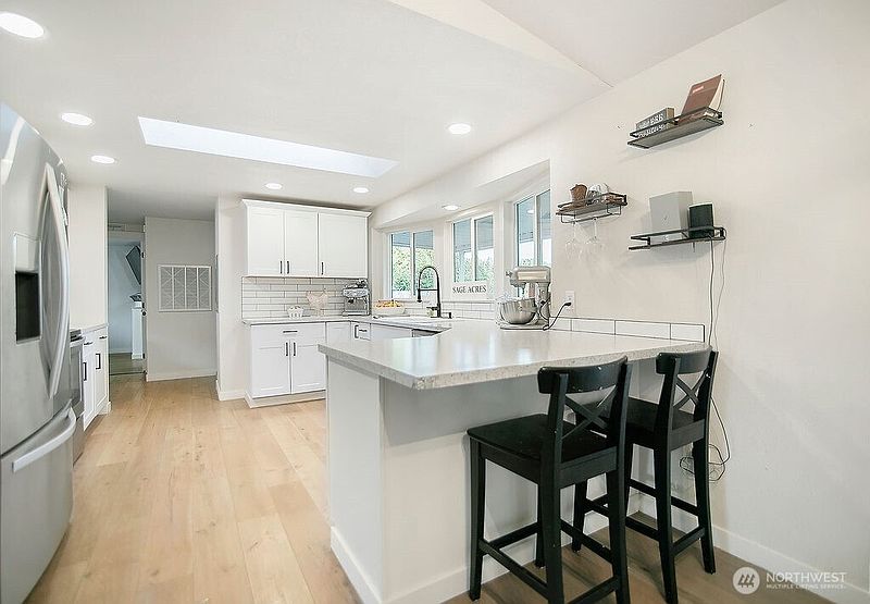 5th image of 11845 School Land Road SW