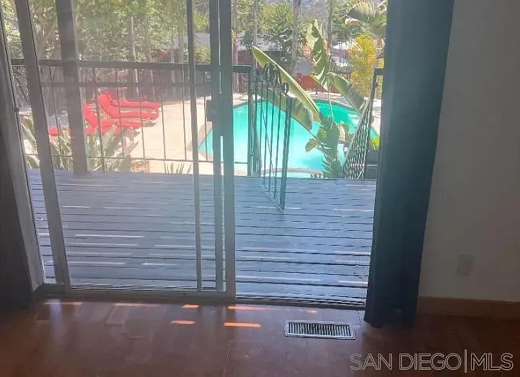 624 Schafer Pl — Photo 20