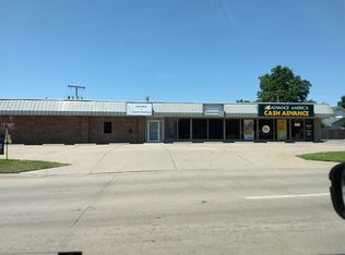 221 W 15th St, Wellington, KS 67152
