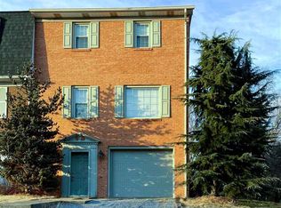 1082 Meadowlark Dr, Harrisonburg, VA 22802