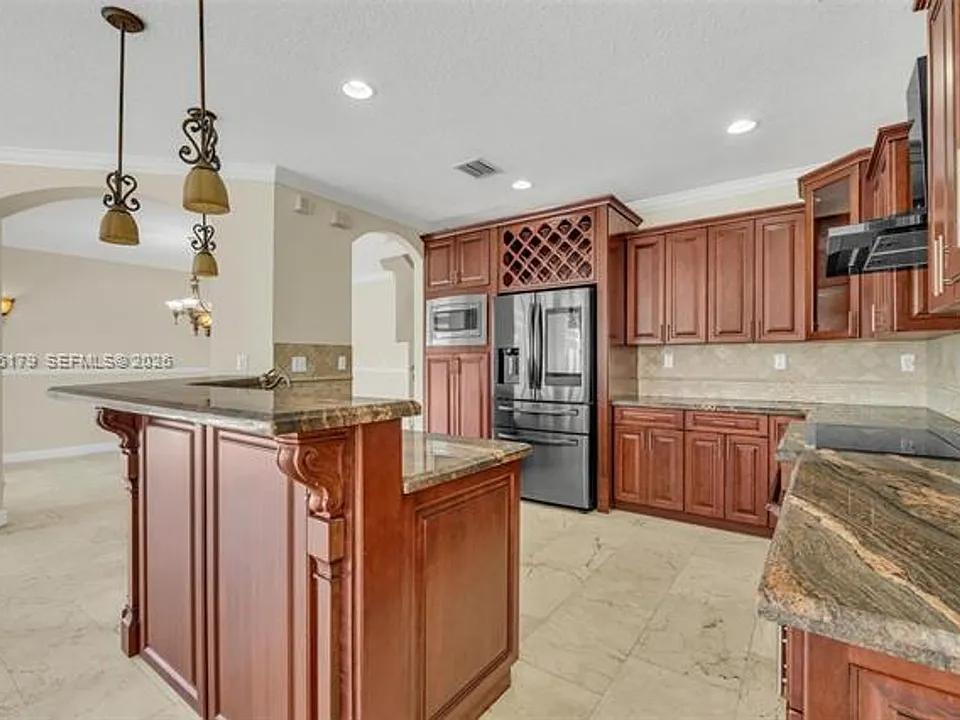 16237 SW 44th Ter #16237