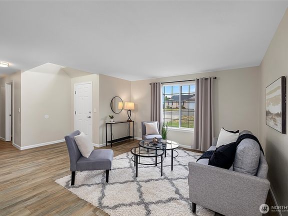 4th image of 8935 Milbanke Drive SE