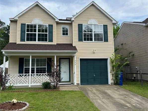 742 Kings Ridge Dr, Newport News, VA 23608