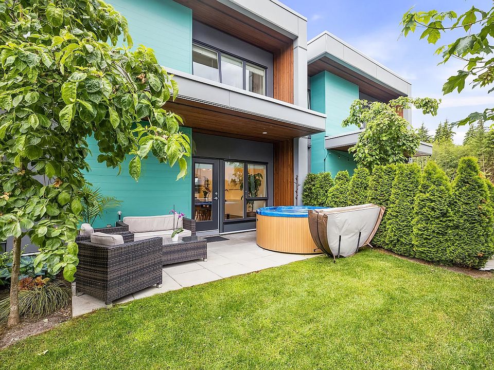 1st image of 3596 Salal Dr #21