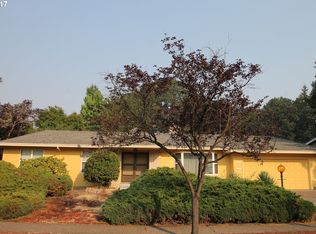 7755 SW Bel Aire Dr, Beaverton, OR 97008