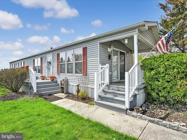 260 W Cedar St, Palmyra, PA 17078