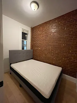 Rented by LJ Sloane Management | media 30