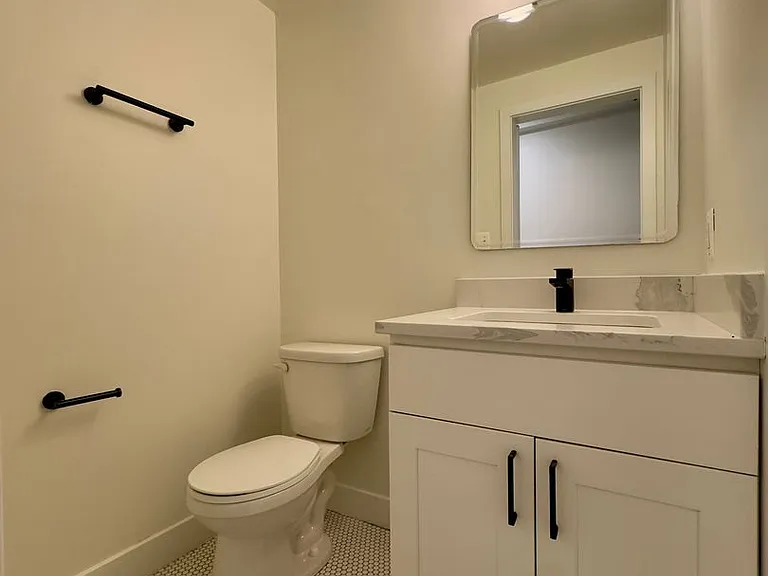 415 Saint Paul St — Photo 12