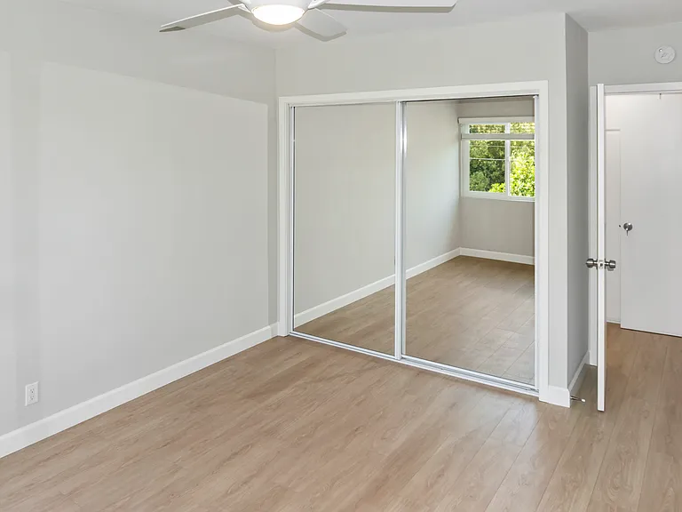 501 N Kings Rd #104 — Photo 11